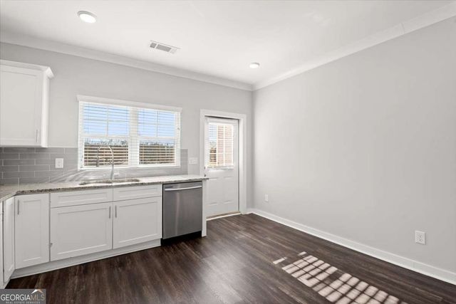 2017 Ocean Drive, Atlanta, GA 30318