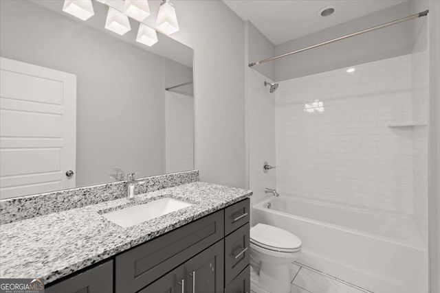 2017 Ocean Drive, Atlanta, GA 30318