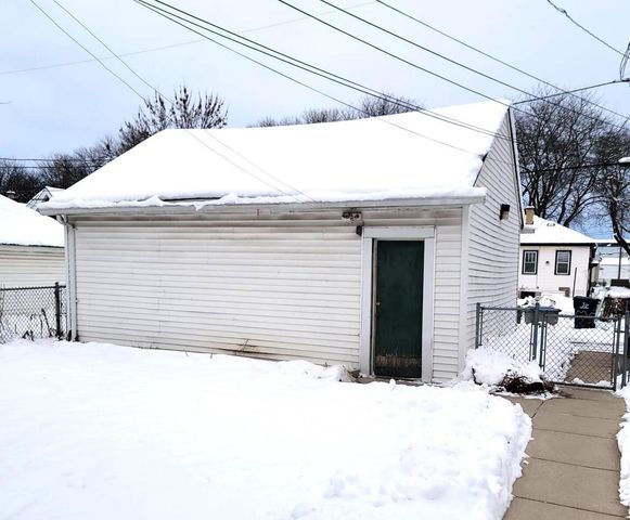 3328 N 37th STREET, Milwaukee, WI 53216