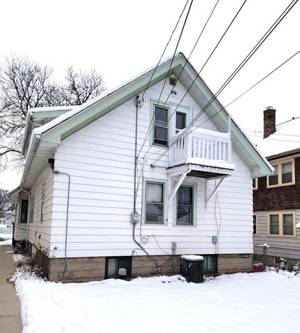 3328 N 37th STREET, Milwaukee, WI 53216