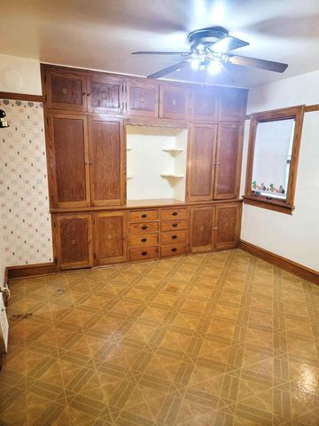 3328 N 37th STREET, Milwaukee, WI 53216