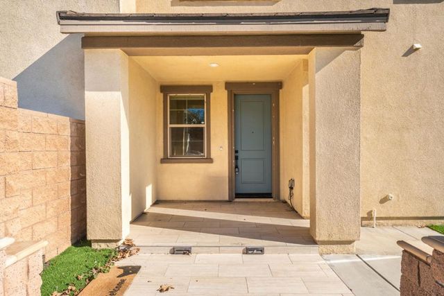 3915 E Fincastle Street, Ontario, CA 91761