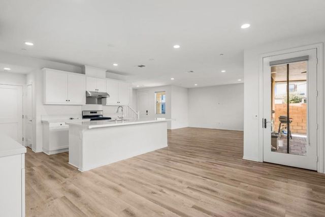 3915 E Fincastle Street, Ontario, CA 91761