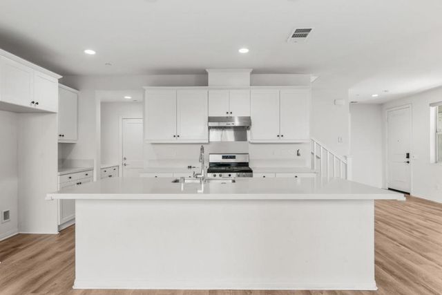 3915 E Fincastle Street, Ontario, CA 91761