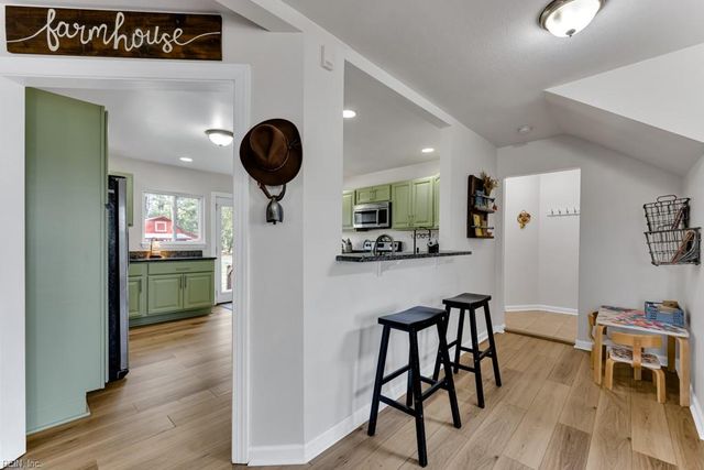 5725 Fitztown RD, Virginia Beach, VA 23457