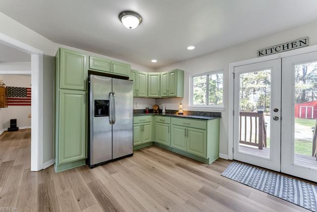 5725 Fitztown RD, Virginia Beach, VA 23457