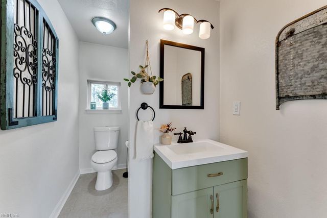 5725 Fitztown RD, Virginia Beach, VA 23457