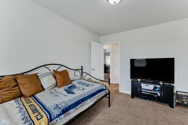 5725 Fitztown RD, Virginia Beach, VA 23457