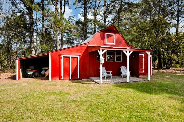 5725 Fitztown RD, Virginia Beach, VA 23457