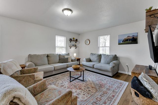 5725 Fitztown RD, Virginia Beach, VA 23457