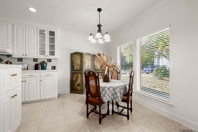 29601 Melanie St, Walker, LA 70785