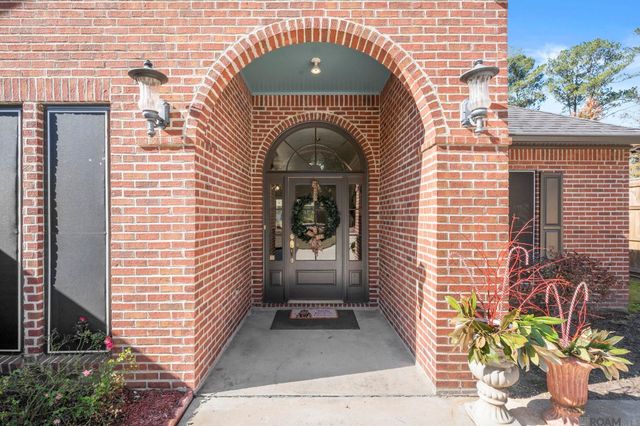 29601 Melanie St, Walker, LA 70785