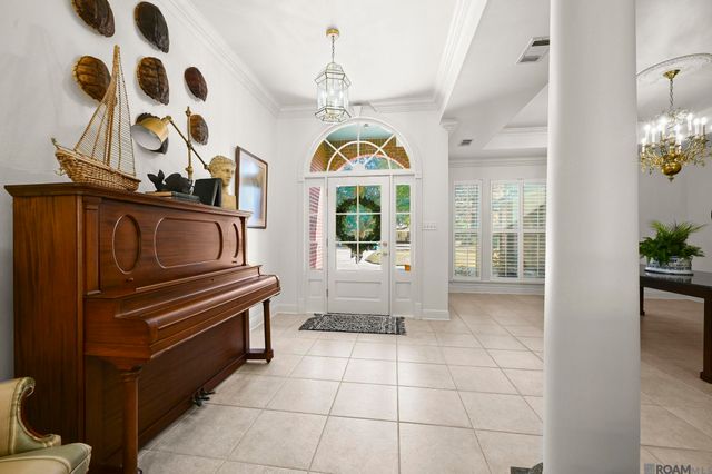 29601 Melanie St, Walker, LA 70785