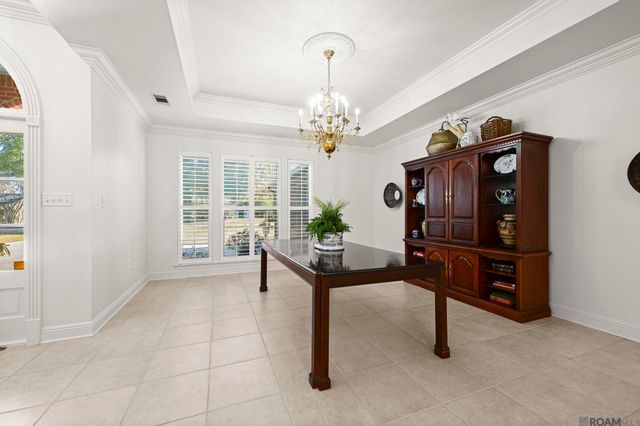 29601 Melanie St, Walker, LA 70785