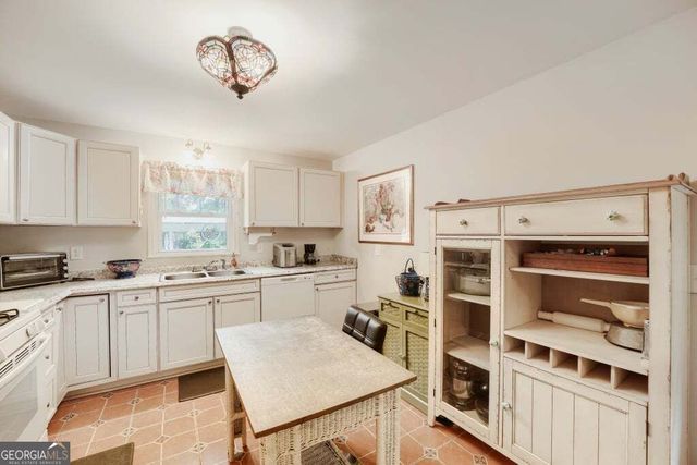 615 Spring Street, Villa Rica, GA 30180