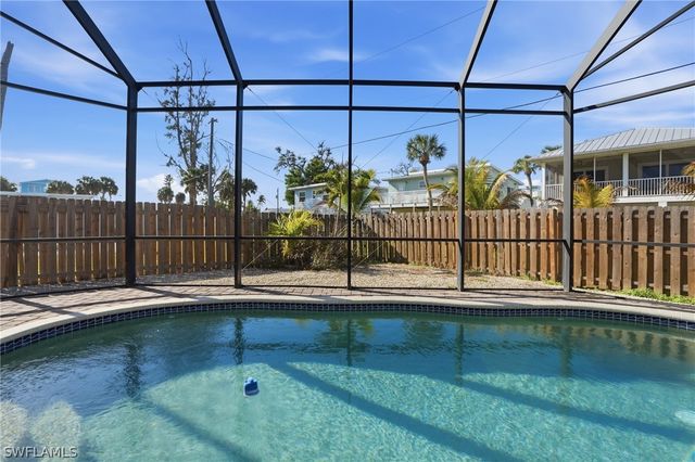 5356 Avenida Pescadora, Fort Myers Beach, FL 33931