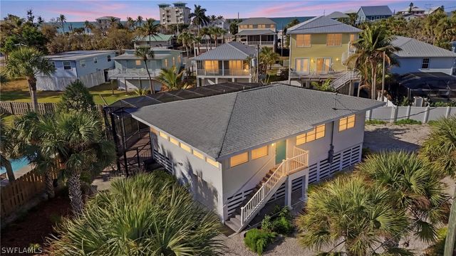 5356 Avenida Pescadora, Fort Myers Beach, FL 33931