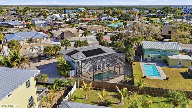 5356 Avenida Pescadora, Fort Myers Beach, FL 33931