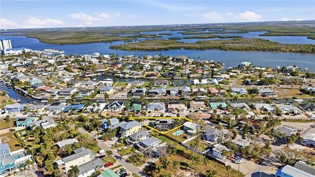 5356 Avenida Pescadora, Fort Myers Beach, FL 33931