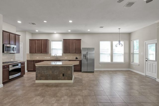 31507 Boulder Cliff Lane, Spring, TX 77386