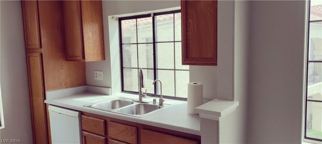 4837 Nara Vista Way 202, Las Vegas, NV 89103