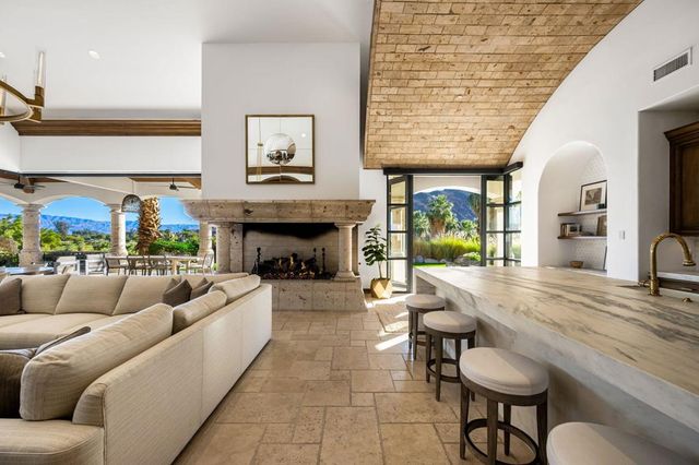 52700 Del Gato Drive, La Quinta, CA 92253