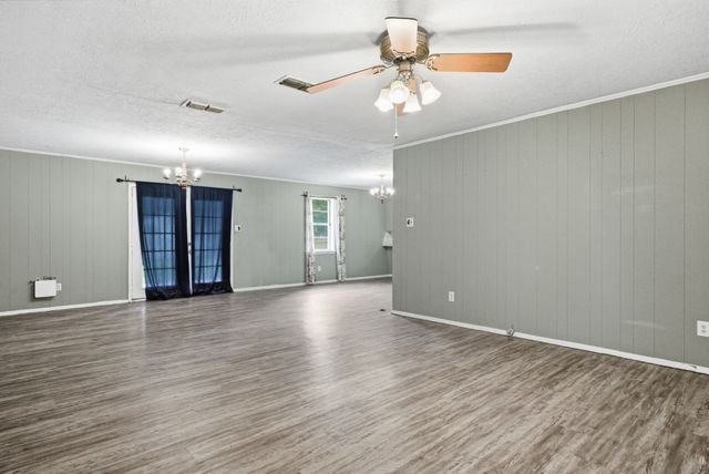 155 Angela Lane, Henderson, TX 75654