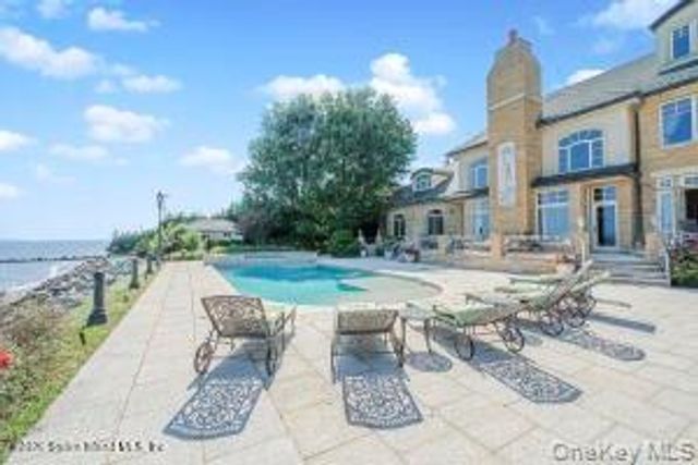 50 Wakefield, Staten Island, NY 10312