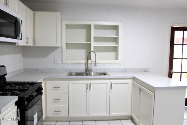 961 WYATT Drive, El Paso, TX 79907