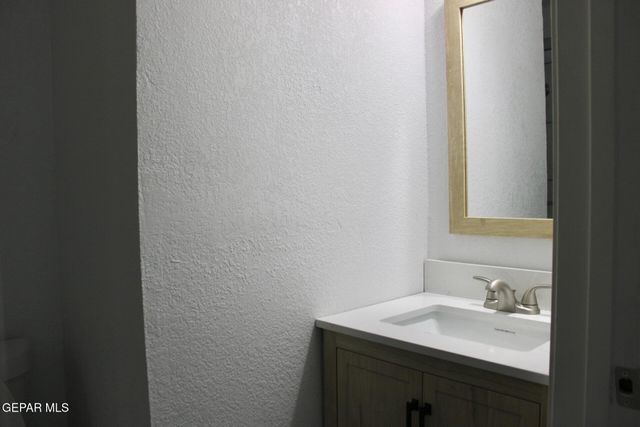 961 WYATT Drive, El Paso, TX 79907