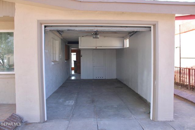 961 WYATT Drive, El Paso, TX 79907