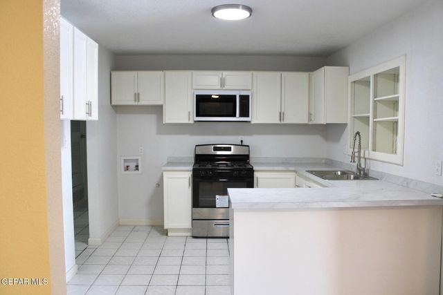 961 WYATT Drive, El Paso, TX 79907