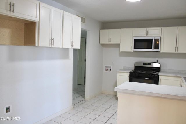 961 WYATT Drive, El Paso, TX 79907