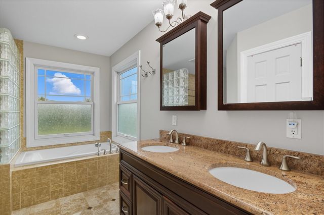 3679 Tamerry Court, Saline, MI 48176