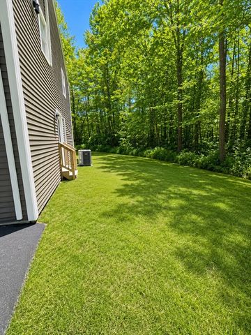 198 Uxbridge Rd, Sutton, MA 01590
