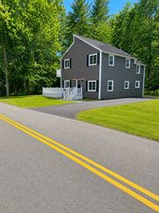 198 Uxbridge Rd, Sutton, MA 01590