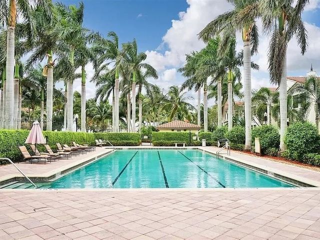 2925 NW 126th Avenue 428-1, Sunrise, FL 33323