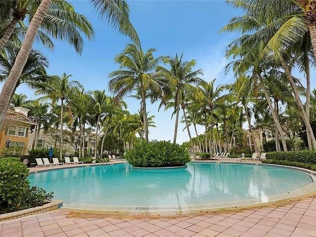 2925 NW 126th Avenue 428-1, Sunrise, FL 33323