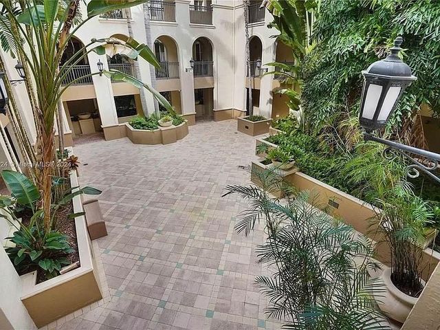 2925 NW 126th Avenue 428-1, Sunrise, FL 33323