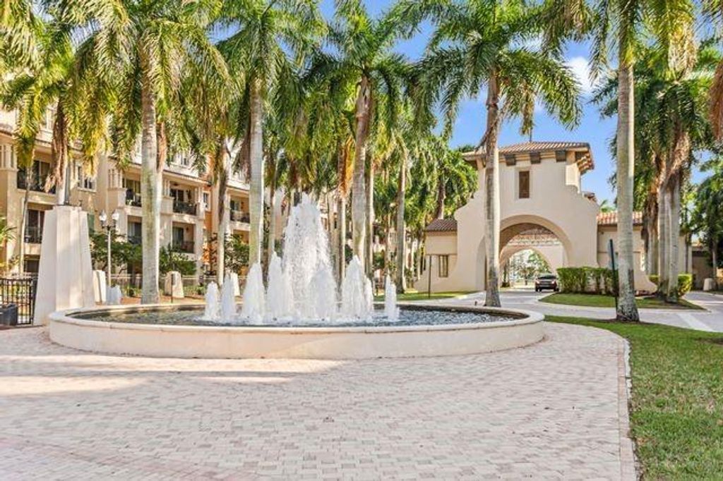 2925 NW 126th Avenue 428-1, Sunrise, FL 33323