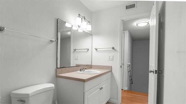 501 SW 75TH STREET B5, Gainesville, FL 32607