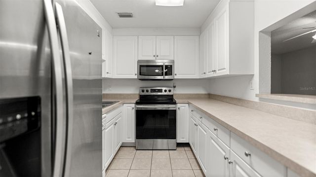 501 SW 75TH STREET B5, Gainesville, FL 32607