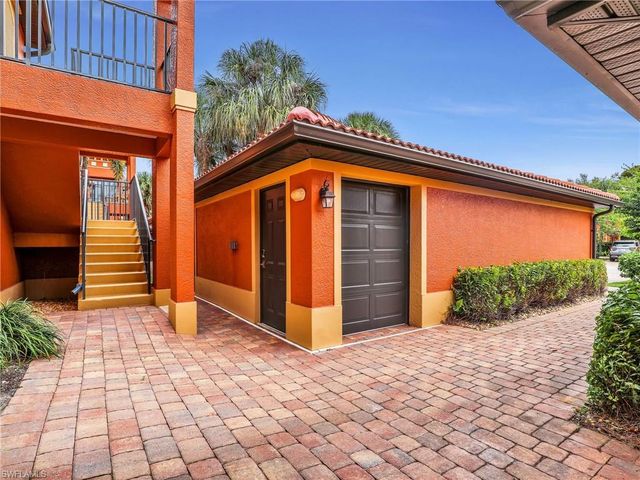 10025 Heather LN 704, Naples, FL 34119