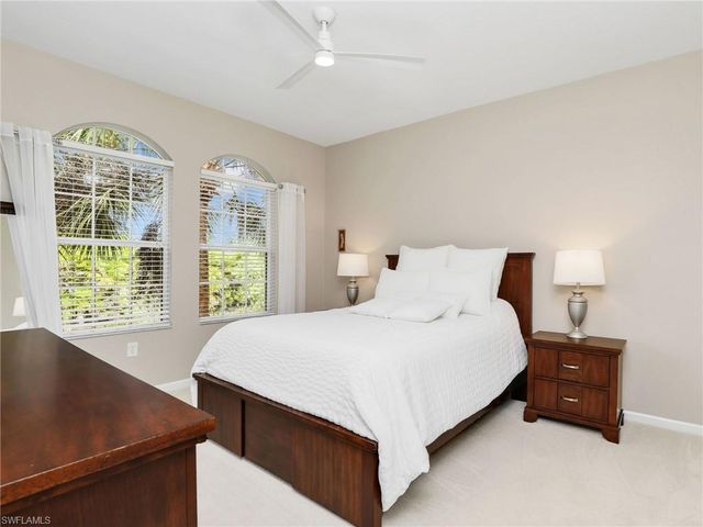 10025 Heather LN 704, Naples, FL 34119