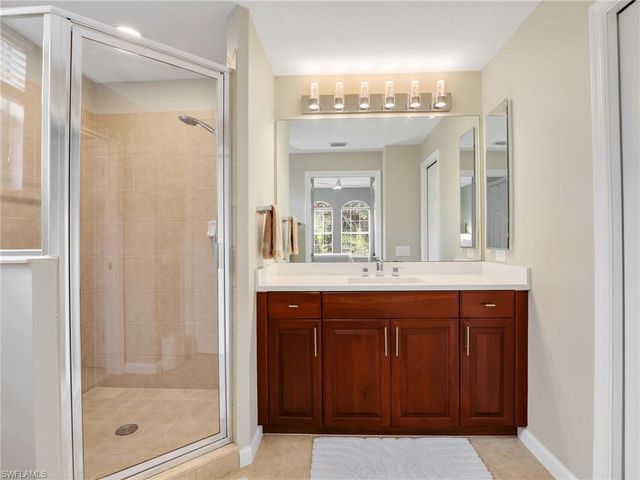 10025 Heather LN 704, Naples, FL 34119