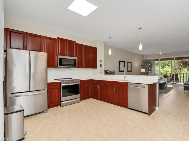 10025 Heather LN 704, Naples, FL 34119