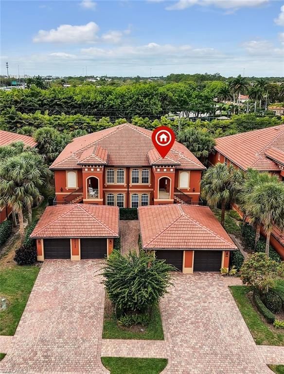 10025 Heather LN 704, Naples, FL 34119