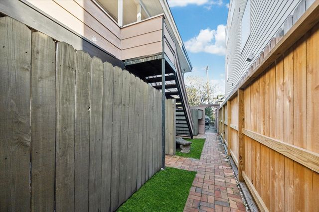 2414 Morse Street, Houston, TX 77019