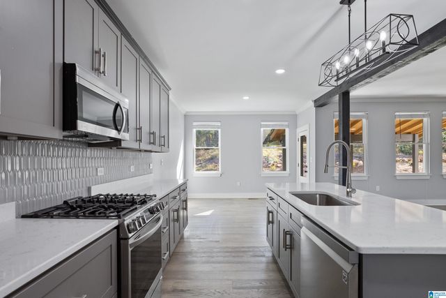 7649 BARCLAY TERRACE DRIVE, Trussville, AL 35173