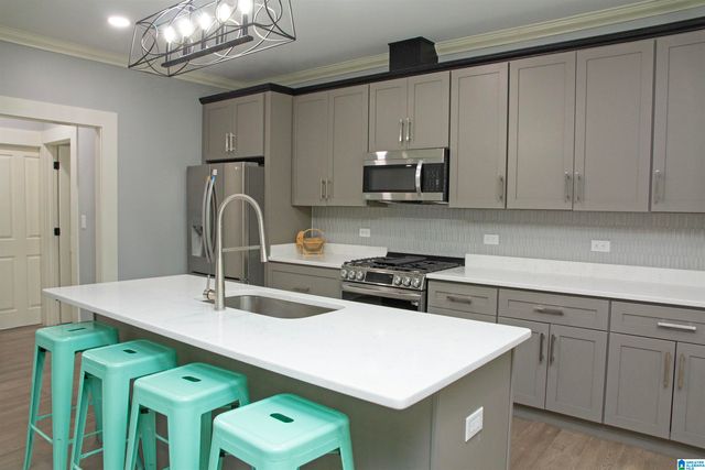 7649 BARCLAY TERRACE DRIVE, Trussville, AL 35173